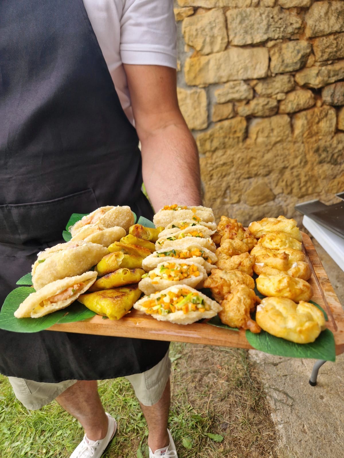 Plateau de bouchées en prestation AV SIMOES à Saint-Rabier